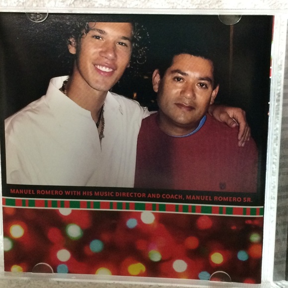 Manuel Romero Christmas Is Comin' CD Autographed - Picture 4 of 7